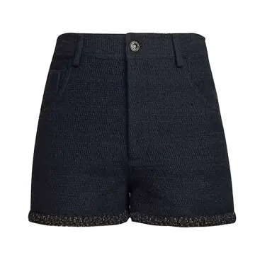 DYON D24-9329 Tweed Shorts: Heritage Textures, Modern Edge
