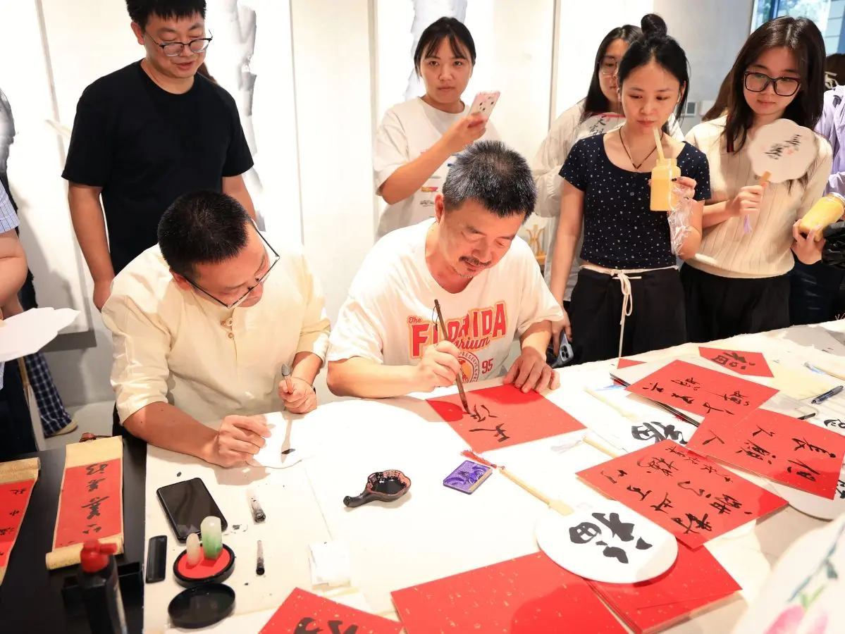 DYON-Celebrating Togetherness: Mid-Autumn Festival Meets The National Holiday 2025